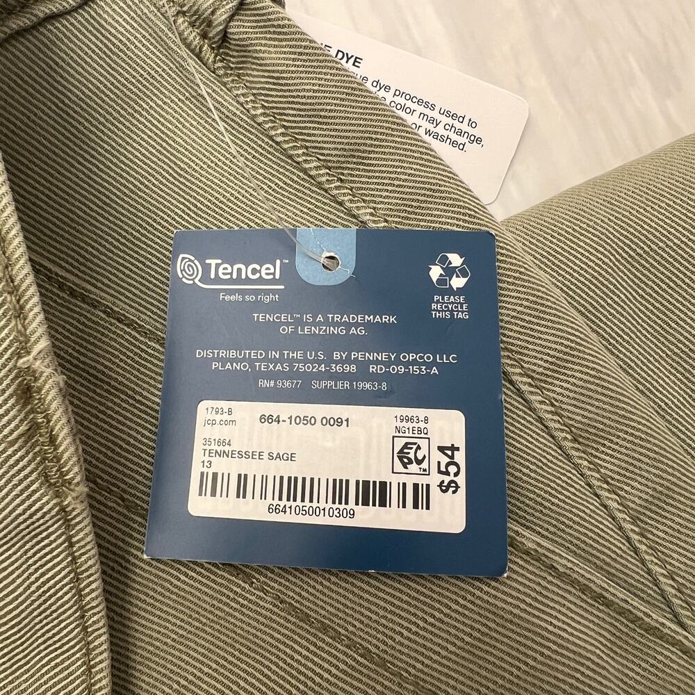Arizona Women's High-Rise Straight Cargo Green Pant-Juniors Size 13 - Picture 10 of 10